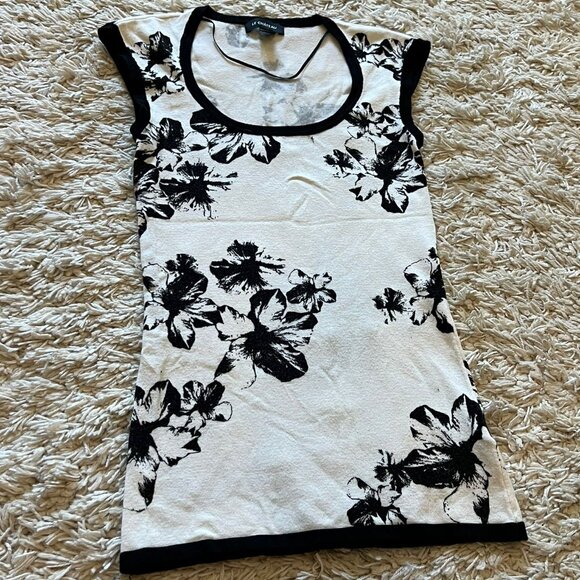 Like New Le Chateau Floral Top - Picture 1 of 2